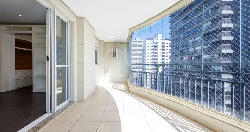 Apartamento com 156m² - 4 quartos sendo 3 suítes - andar alto - varanda gourmet - 2 vagas