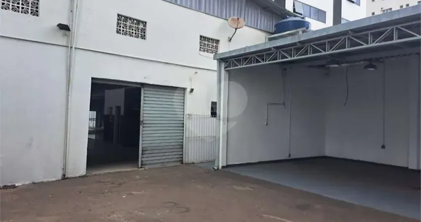 Barracão / Galpão / Depósito à venda na Avenida Jabaquara, --, Saúde, São Paulo