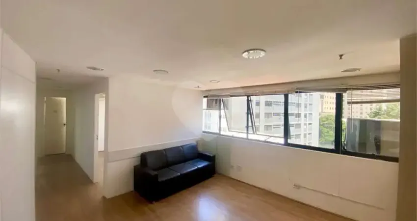 Sala comercial à venda e locação em Higienopolis  104 m², próximo ao Metrô Marechal Deodoro!!
