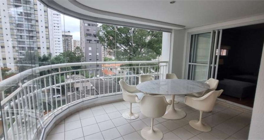 Apartamento para Locação no Jardim Paulista - São Paulo SP - 2 suítes, varanda, mobiliado e 2 vagas.
