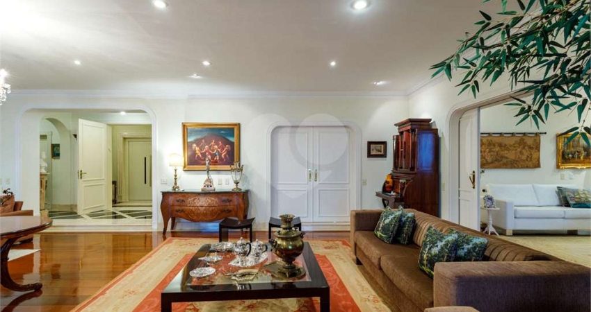 Venda apartamento nos Jardins - 587m² e 8 vagas de garagem