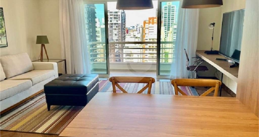 Apartamento venda Pinheiros. 1 dormitório, 2 salas, 2 varandas, 2 vagas, Lazer. Próximo Metrô Oscar