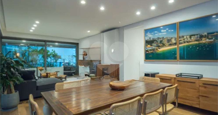 Apartamento à Venda na Vila Nova Conceição JL Life By Design - 248m², 4 Suítes, 4 Vagas, Mobiliado