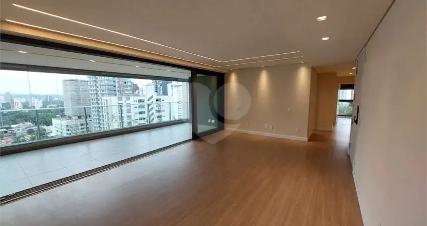 Apartamento no Jardins ao lado do metrô com 3 suítes, 2 vagas, lazer!!