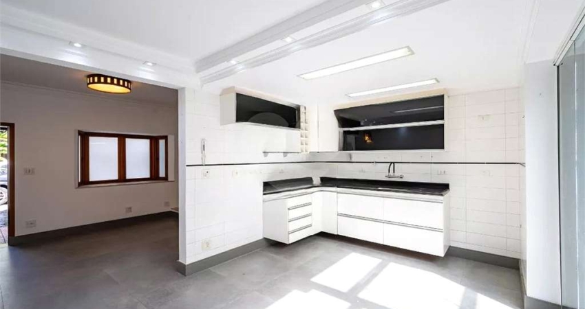 Casa de vila 115m² 3 dormitórios, 1 suíte, 3 banheiros, 1 vaga no Planalto Paulista
