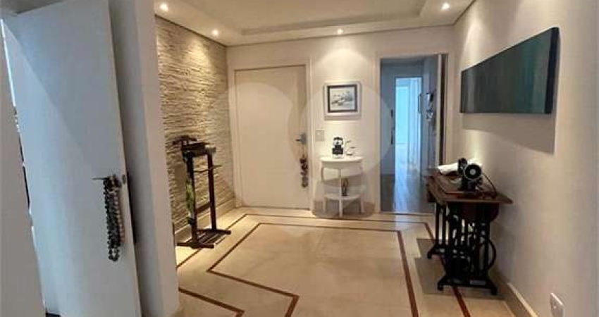Higienópolis, 3 dts, 1 suite, 1 vaga. Rua excelente.