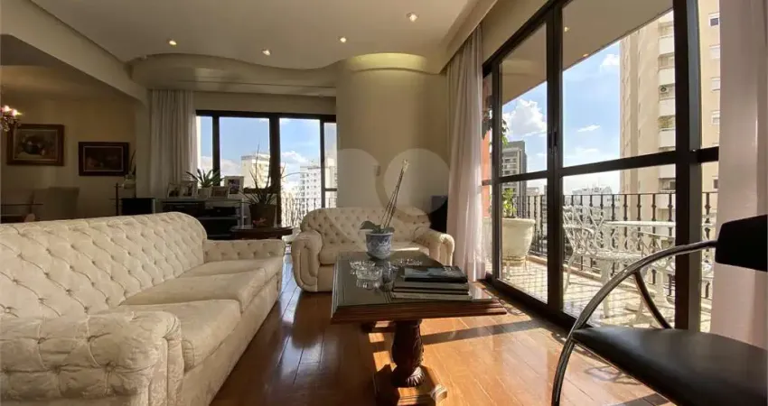 Apartamento com 3 quartos à venda na Avenida Jurucê, --, Moema, São Paulo