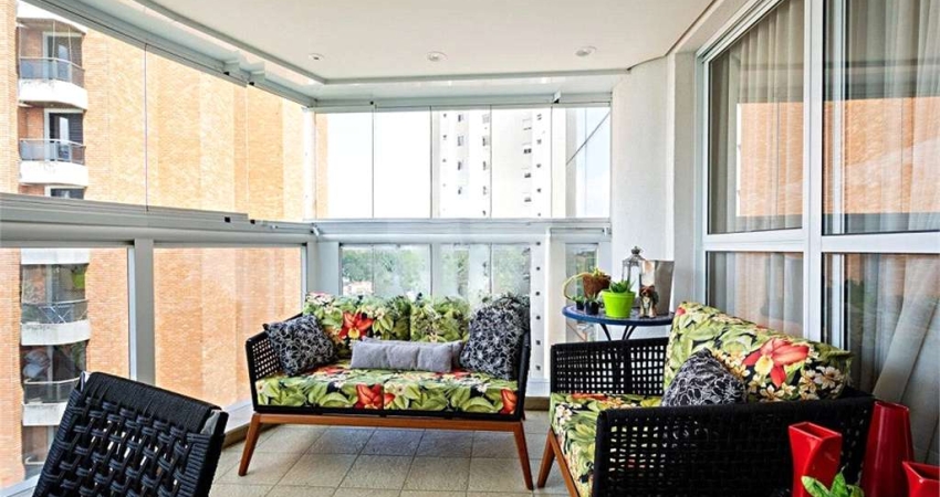 Apartamento para Venda Reformado de Alto Padrão no Morumbi - 244m², 4 suítes 4 vagas