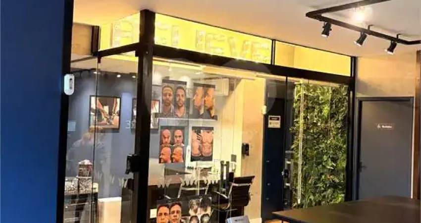 Loja na Vila Olimpia - 100 m2 reformada, ideal boutiques, salão de cabeleireiros, clinicas!!!