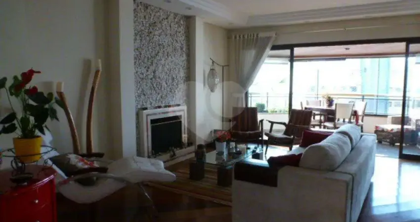 Apartamento para venda com 256m² 4 quartos 4 suítes 4vagas no Morumbi