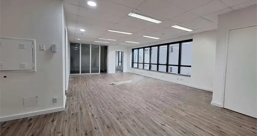 Conjunto de Salas Comerciais de 88 m² em localização excepcional na Vila Olímpia!