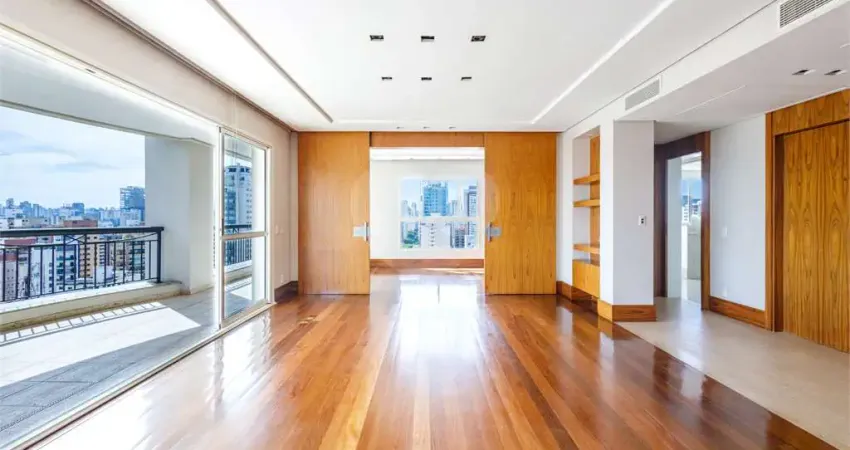 Moema passaros- 3 suites/ 6 vagas com depósito/ terraço/ ar condicionado/ aspiração central