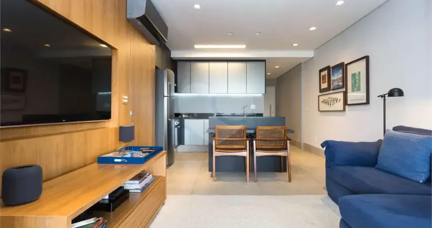 Apartamento totalmente decorado em prédio disputado na Vila Nova conceição