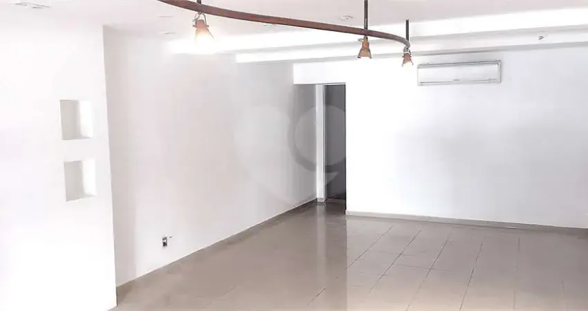Sobrado Comercial para venda ou locação em Moema