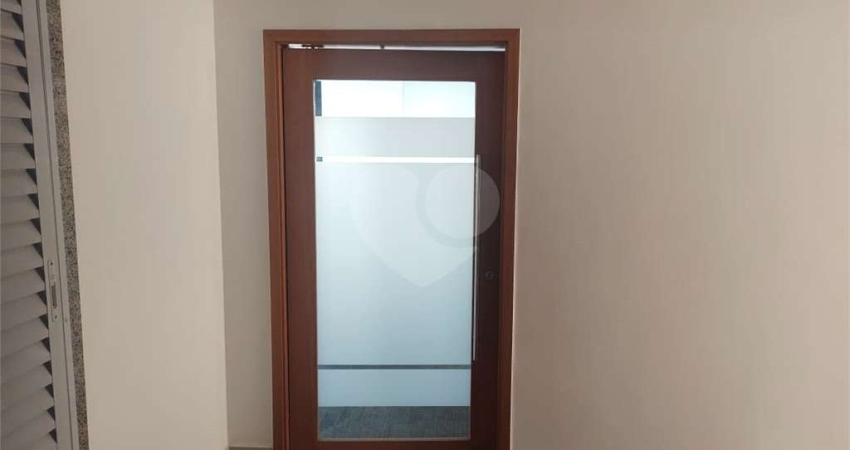 Sala comercial para alugar na Rua Santo Antônio, --, Bela Vista, São Paulo