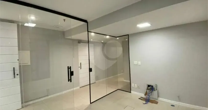 Vila olímpia- 150m² com 3 vagas exclusivas e 1 rotativa para visitantes, ótima localização