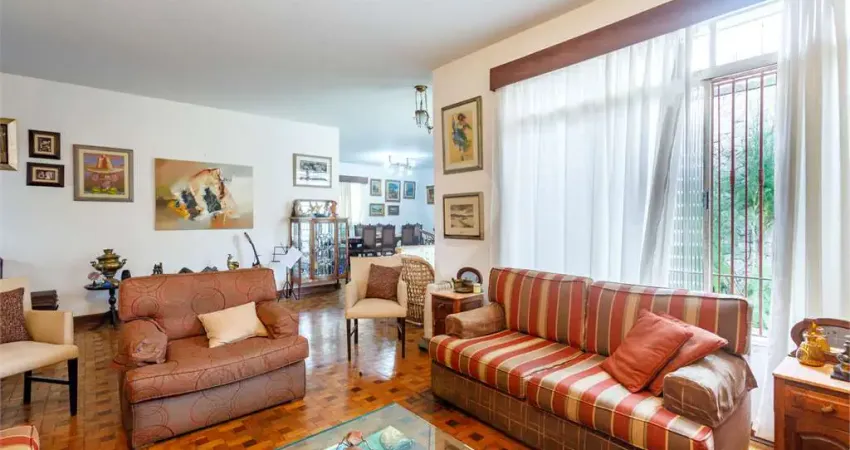 Casa com 4 quartos à venda na Rua Mário de Melo, --, Pacaembu, São Paulo