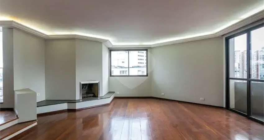 Apartamento no Paraíso À Venda – 4 Quartos 1 Suíte 3 Vagas – 230m² – Vista Incrível e 1 por Andar