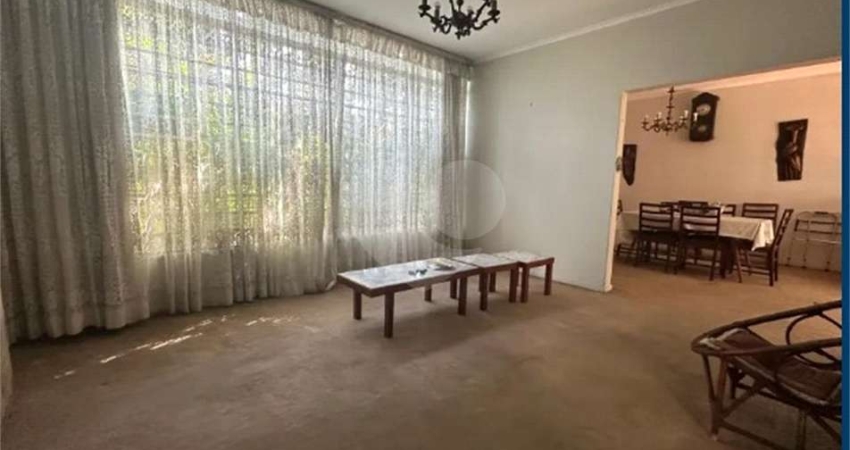 SOBRADO EM MOEMA PÁSSAROS 3 QUARTOS 1 SUÍTE E 3 VAGAS