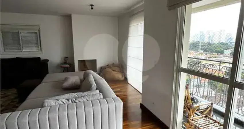 Apartamento á Venda Brooklin 160m² com 4 dormitórios e 3 vagas e Depósito