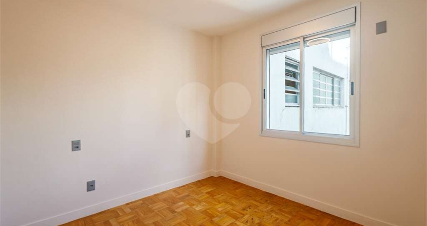 Apartamento com 3 Dormitórios, 3 suítes à venda,94m² - Vila Nova Conceição