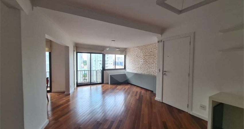 Apartamento para venda na Vila mariana 3 quartos 3 vagas lazer de Clube