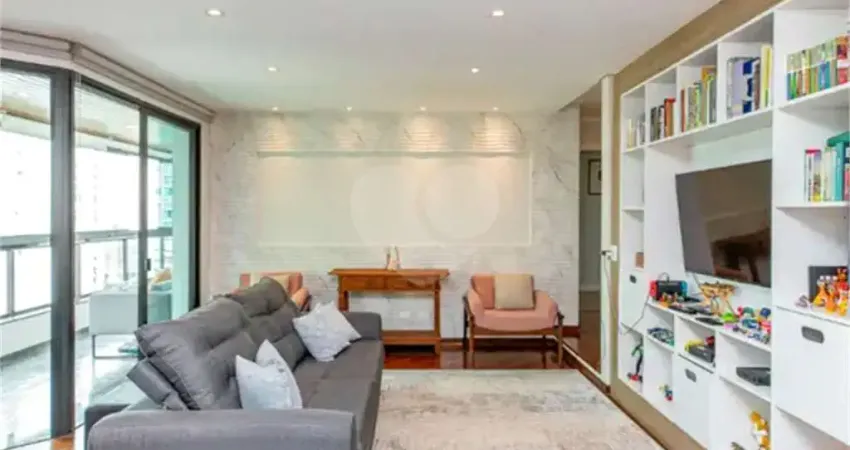 Apartamento com 4 quartos à venda na Avenida Ibijaú, --, Moema, São Paulo