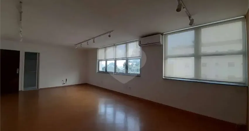 Oportunidade única!!! conjunto comercial a venda, 2 vagas para investimento garantido.