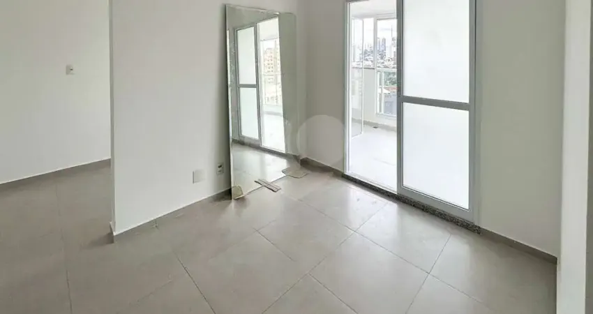 Próximo ao Metrô Fradique Coutinho