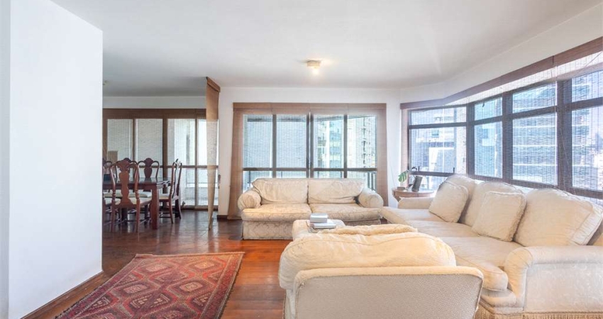 Apartamento 190m² na Jesuino Arruda