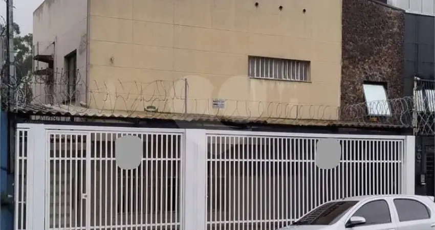 Sobrado comercial no campo belo, com 6 salas, em região super valorizada. venha conhecer.