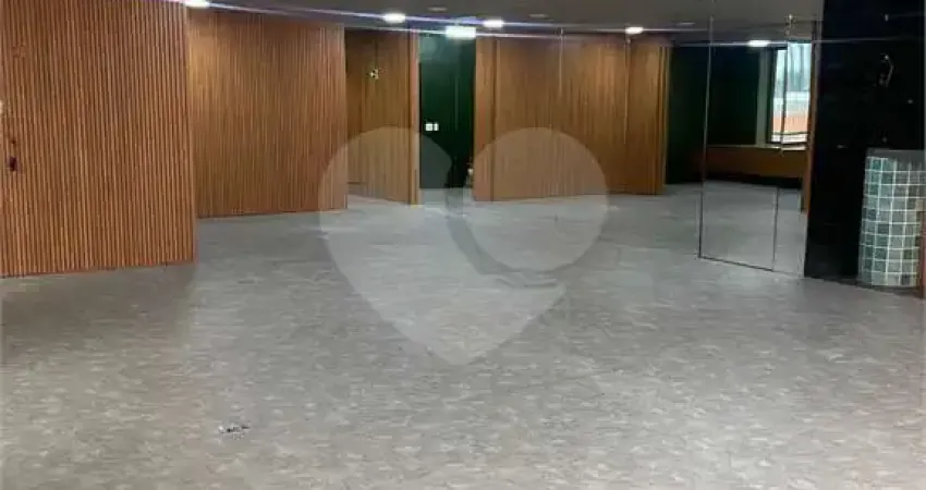 Casa comercial para alugar na Rua Tenente Negrão, --, Itaim Bibi, São Paulo