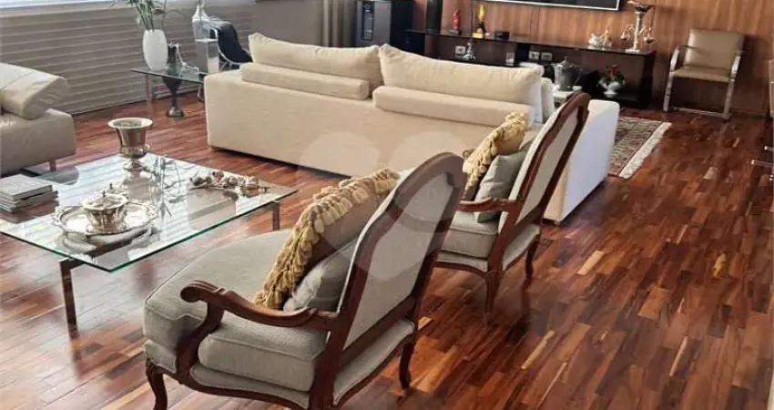 Apartamento com 4 quartos à venda na Rua Oscar Freire, --, Jardim América, São Paulo