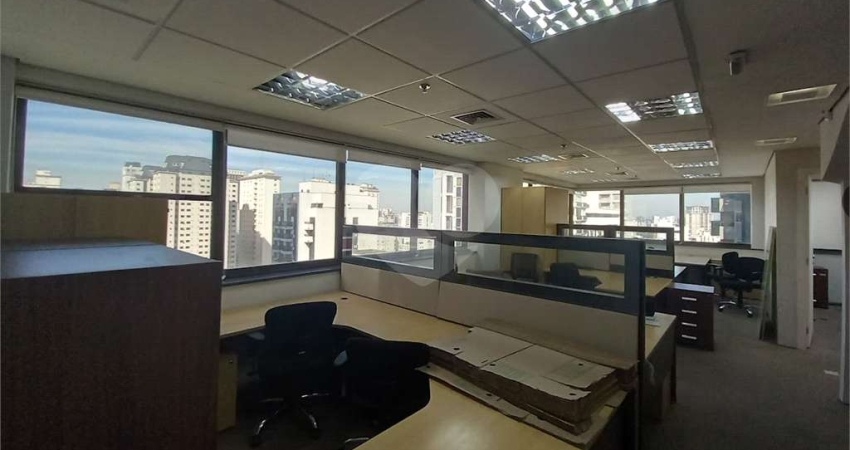 Sala comercial mobilada Cerqueira César