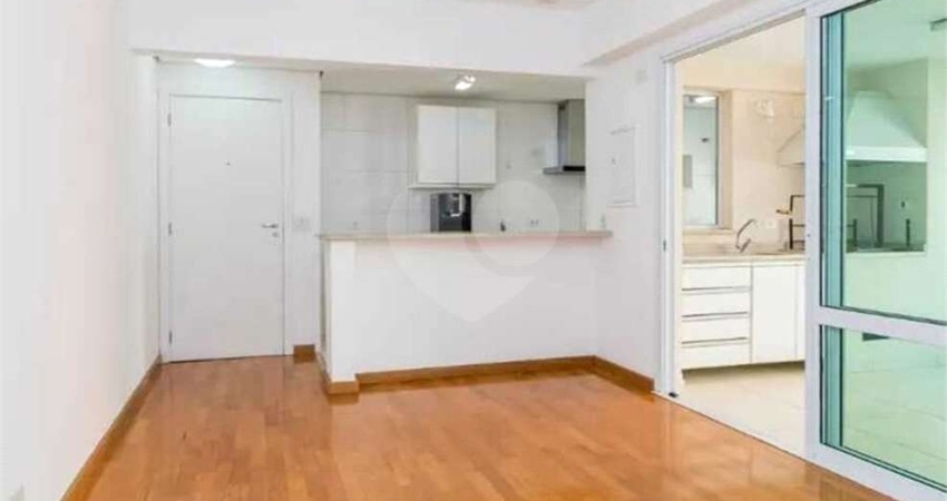 Apartamento com 2 quartos à venda na Avenida Jurema, --, Moema, São Paulo