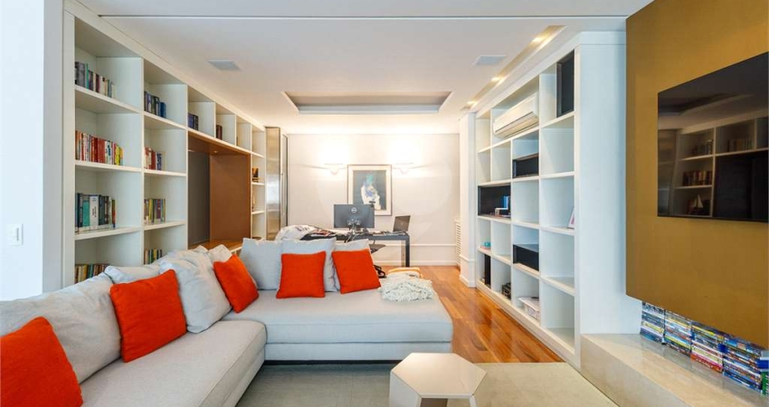 Apartamento diferenciado com 365 m² com  5 vagas,  no melhor do Campo Belo