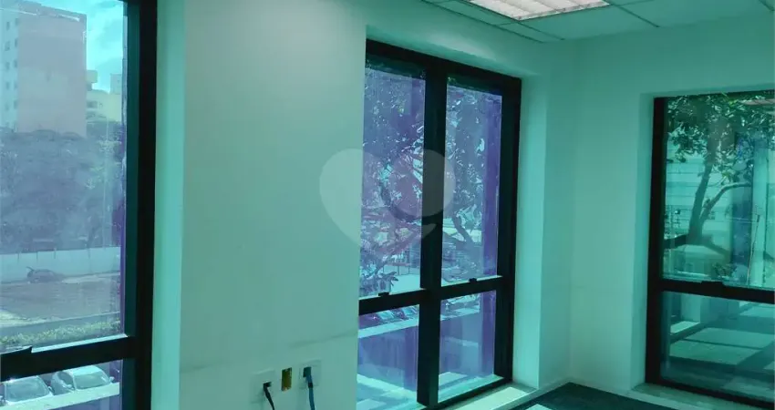 sala comercial ao lado do metrô , estação Moema , ar condiconado, terraço