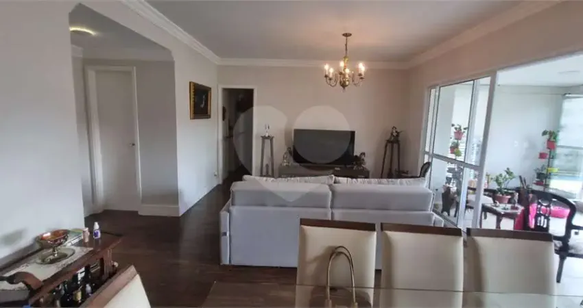 Apartamento á venda na aclimação - são paulo sp - 4 dormitórios (3 suítes), varanda com churrasqueira, lazer completo e 3 vagas.