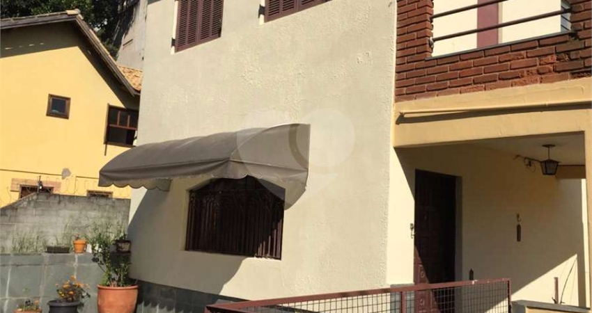 Vila Sonia , sobrado de Esquina , abaixo da avaliação