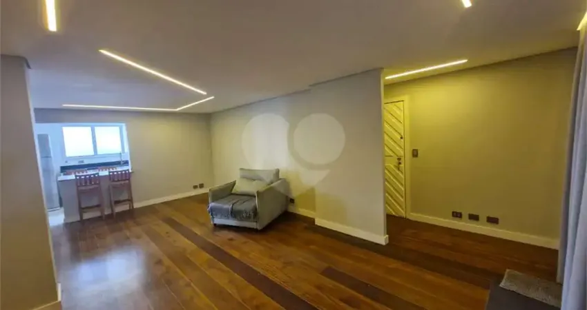 Apartamento reformado com 120 m2, 3 quartos (1 suíte) e 1 vaga a venda em moema