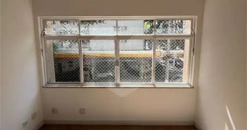 Oportunidade única, 2 dormitórios mais dependências empregado e área de serviço. sem vaga jardins.