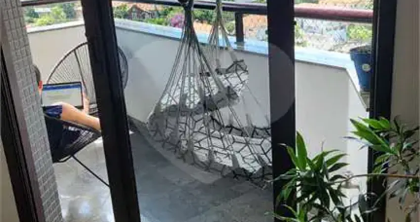 Apartamento com varanda, 4 quartos, sendo 3 suítes, 4 vagas, andar alto em higienópolis