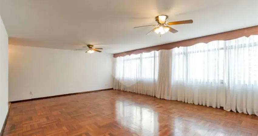 Amplo apartamento no jardim paulista com 3 dormitórios, sendo 1 suite e 1 vaga