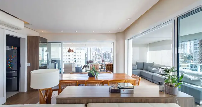 Apartamento com três suítes à venda na saúde lindo ap na saúde  com 3 suítes-acabamento alto padrão- à venda