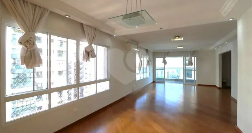 Apartamento com 4 quartos à venda na Avenida Divino Salvador, --, Moema, São Paulo