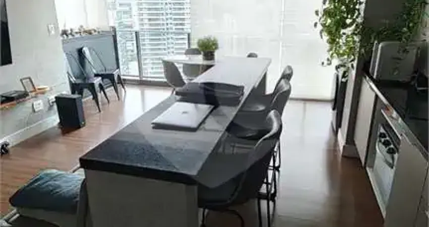 Apartamento novo à venda no all aclimação. varanda com excelente ventilação e luminosidade, acabamentos modernos com 1 dormitório e suíte,