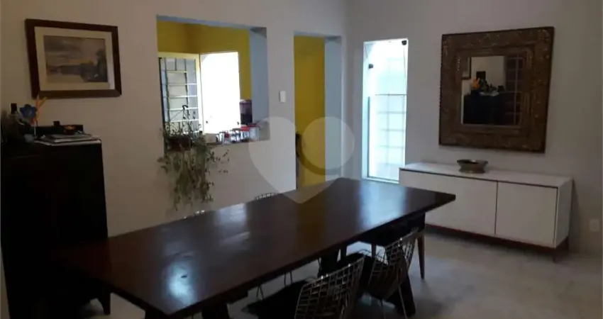 Ótimo sobrado no brooklin, 404 m² de a.c. e 500 m² de terreno, 3 suítes, 2 vagas, a 850m metrô campo belo!