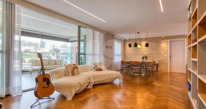 Apartamento alto padrão, 3 suites, varanda gourmet, 200 m2 no sumaré