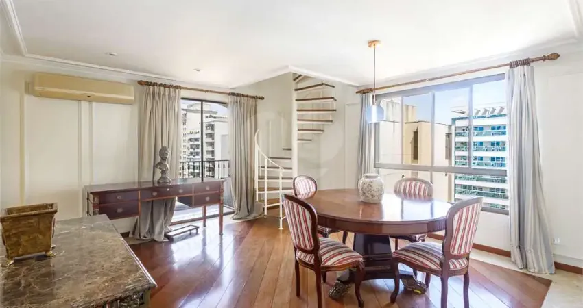 Cobertura na alameda campinas com 2 amplas suítes, 2 vagas de garagem, piscina privativa!