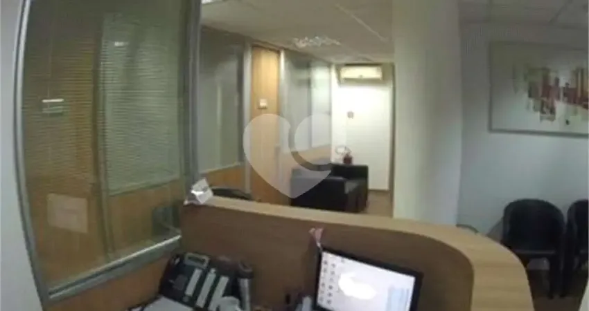 Sala comercial à venda na Alameda Santos 1893, --, Jardim América, São Paulo